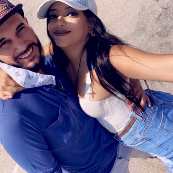 Meet your Posher, Chris - Picture 7 of 16